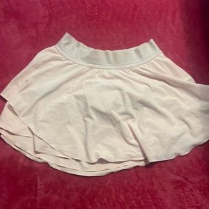 lululemon court rival HR skirt shade strawberry milkshake